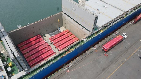 牛金宝配资 青岛港出口车业务量猛增，“智”造出海正当时